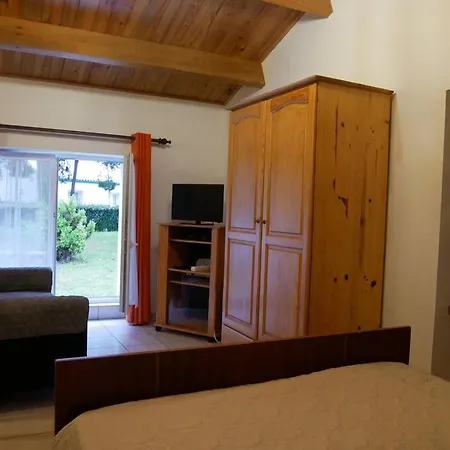 La Petite Maison De Pays