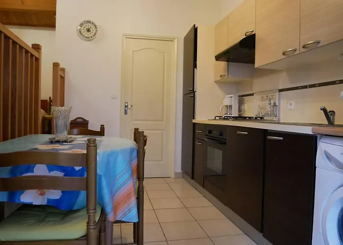 La Petite Maison De Pays Apartment *